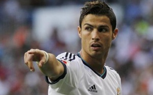 Man Utd : Evra donne un conseil à Ronaldo pour gagner le Ballon d'Or