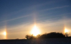 Incroyable mais vrai : Trois soleils apparaissent, un étrange phénomène météo observé dans le ciel de la Chine