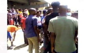 Manifestation monstre devant l’ambassade de Guinée à Dakar: Alpha Condé traité de tous les noms !