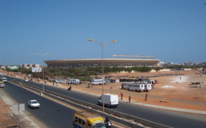 Déguerpis des alentours du stade Léopold Sédar Senghor, les mécaniciens menacent de s’immoler