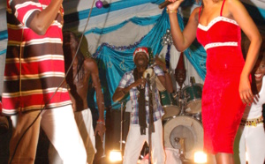 Alioune Mbaye Nder était au noël enfants avec Coumba Gawlo
