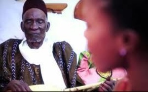 Concert Aïda Samb: Son grand-père Samba Diabaré Samb chante et fait pleurer le public de Sorano