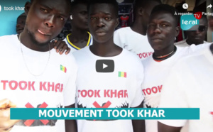 Lutte contre l'émigration clandestine: De jeunes marchands ambulants de Petersen lancent "Toog khar"