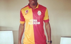 Voici la première photo de Didier Drogba sous le maillot de Galatasaray