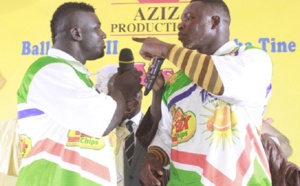 Balla Gaye 2: "Kourpagne youmako nara door..." Tapha Tine:"Bou arbitre bi ni piriiip..."