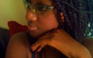 Gabrielle Yandor Goudiaby en mode intello