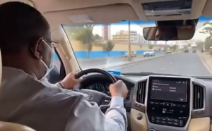 Vidéo / Macky Sall se balade en ville avec sa fille pour tester les auto-ponts...