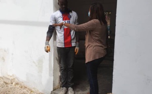 Sortie sociale de la Secrétaire d'Etat au logement Mme Victorine Ndeye au Lycée Lamine Gueye de Dakar
