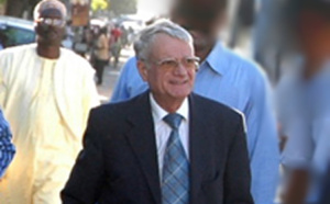 Macky trahi par un de ses conseillers ? Wade recherche les cd de Salvy pour contrer Macky