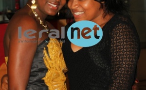 Fama Thioune ravissante avec son amie