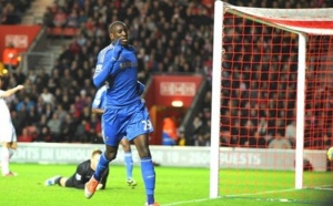 [Regardez!] Le but fabuleux de Demba Bâ qui a terrasse MU