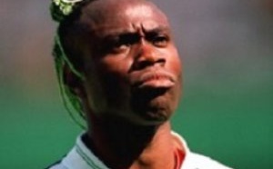 Football - Accuse d'avoir triché de 12 ans sur son âge, Taribo West dément
