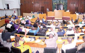 Débat houleux et ratification du comité Ad hoc: L'immunité parlementaire de Sonko levée la...