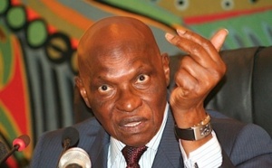 Abdoulaye Wade suggère une bataille sur trois fronts