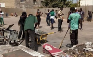 Photos / Bignona: Les jeunes nettoient la ville après les manifestations