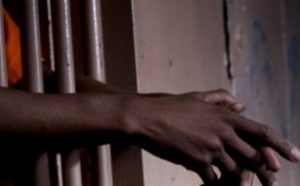 Fracassantes révélations à la prison du Cap Manuel : Un prisonnier vend du couscous