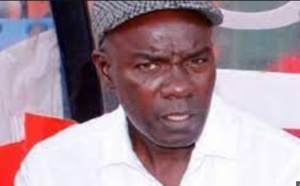 Hommage de Matar Bâ, Ministre des Sports, à Alassane Dia, Inspecteur et entraîneur de football, membre de la Direction technique nationale