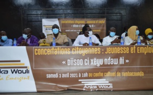 Mamadou Kassé réunit la jeunesse de Tambacounda autour de la table