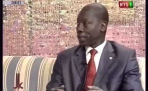 "Jeek Ak Keureum"  du lundi 03 juin 2013 (RTS1)