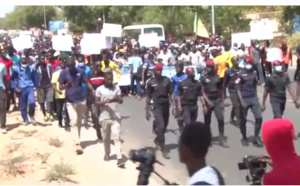 Marche de protestation des étudiants de l’Université Iba Der Thiam de Thiès