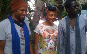 Les chanteurs Wasis Diop et Imany en compagnie de leur Producteur Malick Ndiaye du label Think Zik