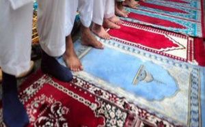 Mois béni du Ramadan: Ça marche fort pour le commerce de tapis de prières !