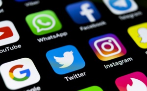 Guéguerre sur les réseaux sociaux: Une agence crée des comptes fictifs pour des politiciens