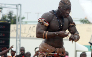 Boy Niang 2 face à la presse cet après-midi