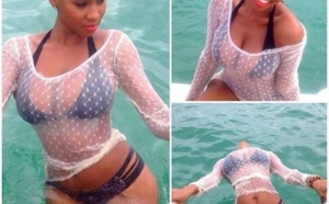 Été-Mode: La jet-setteuse Néné en bikini relaxe au bord d'une piscine !