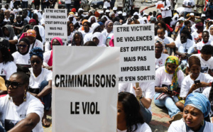 Inceste: Il viole sa fille adoptive avec usage d'arme et...