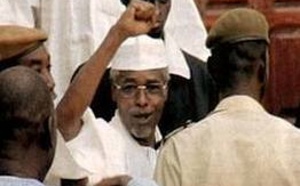 [Audio] Pavillon spécial : Hissène Habré reçoit ses premières visites