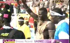 [Regardez!] Le "Bakk" du lutteur Beuss de l’écurie Door Doorat