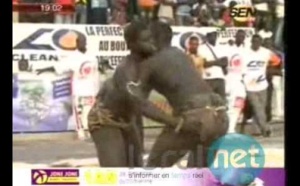 [Regardez!] Le Victoire du Lutteur Zarko 2 sur Doff