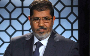 Egypte: ouverture d'une enquête pénale à l'encontre du président déchu Mohamed Morsi