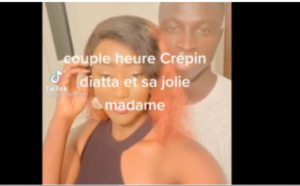 Le joueur Krépin Diatta très joyeux aux côtés de son épouse