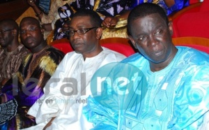 Youssou Ndour, son fidèle ami Mara Dieng et Mounirou Sy