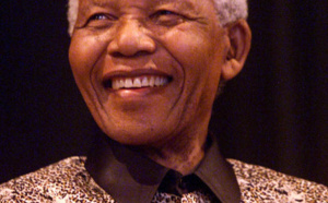 Mandela commence à s’asseoir