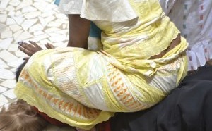 COUPS ET BLESSURES VOLONTAIRES : Gnima Thiaw tente de fracasser la tête d’une femme enceinte avec un bâton