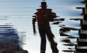 Le reflet de l'eau qui nous renvoie notre vraie image ! (Par Abraham Badji)