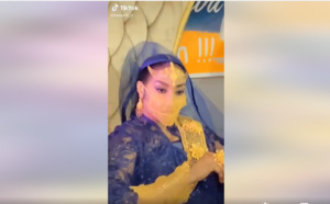Magal 2021: Adja Ngoye Fall Madame Touré Masque en or ceinture lak...