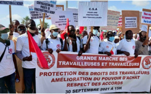 La Confédération des syndicats autonomes dans la rue