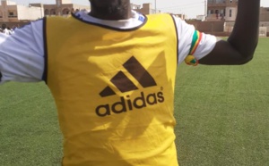 Tournoi de foot des lutteurs: Modou Anta et Thiaat, des talents cachés, Yawou Diaal dézingue les journalistes avec un but superbe