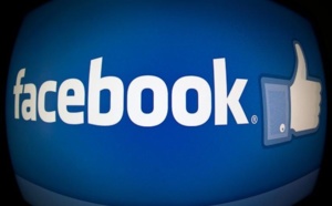 Comment Facebook déprime les filles célibataires