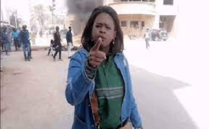 La roue de son véhicule trouée: Khadija Mahécor Diouf brandit une plainte contre X