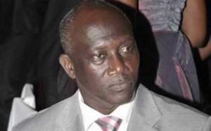 Vol de chéquiers : Le fils de Serigne Mbacké Ndiaye du nom de Babacar et ses accolytes en prison