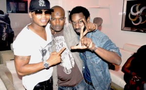 Le paparazzi Sassy pose avec son pote Dioufy !