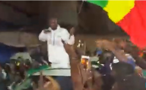 Victoire du Sénégal: Ousmane Sonko s'est tapé un bain de foule à l'UCAD
