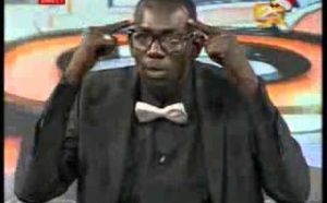 Good Morning: Yoro se fait tabasser en direct par un technicien de la 2stv. 