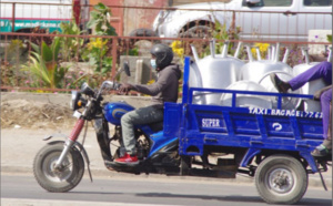 Dakar et ses légendaires bouchons: Les tricycles font le bonheur des commerçants et de leurs conducteurs