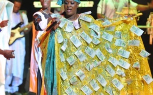 Photos - TiTi, la nouvelle reine du Grand Théâtre !